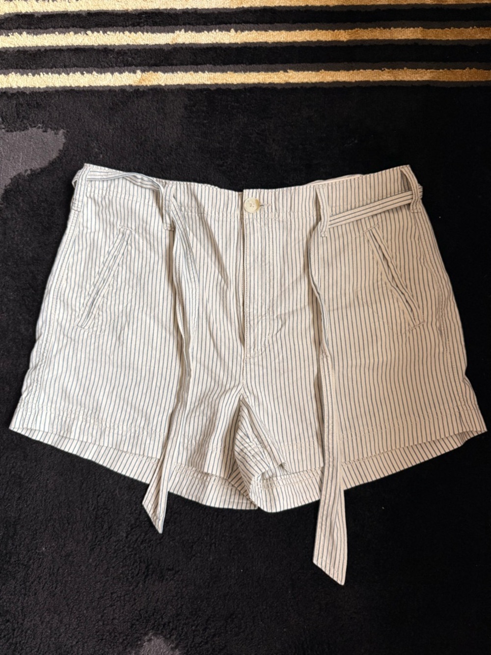 American Eagle Hi-Rise shorts